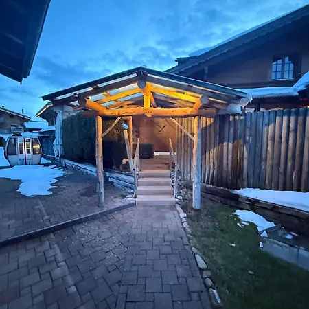 Chalet Eclipse, The Hidden Wonder Hornkessel