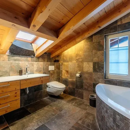 Chalet Eclipse, The Hidden Wonder Hornkessel