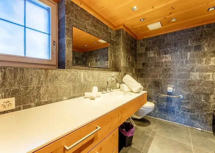 Eclipse, The Hidden Wonder Hornkessel